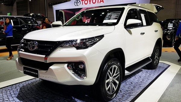 Giá xe Toyota Fortuner tháng 8/2018 Giá xe Toyota Fortuner tháng 8/2018 tăng gần 50 triệu đồng