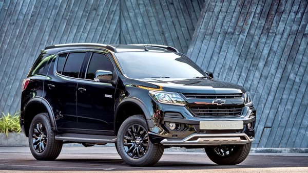 Giá xe Chevrolet Trailblazer mới nhất tháng 9/2018 Giá xe Chevrolet Trailblazer mới nhất tháng 9/2018