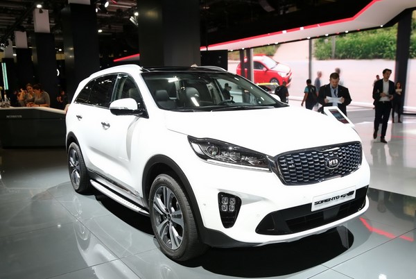 Giá xe Kia Sorento tháng 10 Giá xe Kia Sorento tháng 10