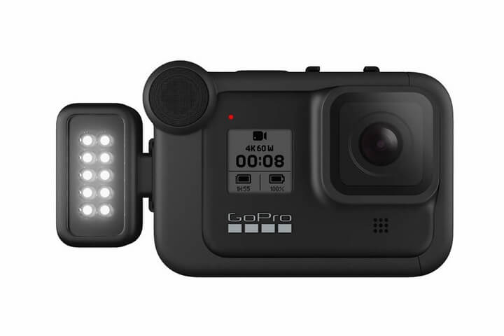 Thiết kế không khác gì mấy so với HERO 7 Black
