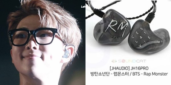 RM cũng có một chiếc JH16 Pro với tông màu đen cùng hoạ tiết trang trí màu trắng. Một bên tai nghe của anh in chữ RM và bên còn lại in chữ “C’est La Vie” (tiếng Pháp, tạm dịch: Đây là cuộc sống).