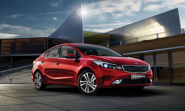 Giá xe Kia Cerato tháng 9/2018 Giá xe Kia Cerato tháng 9/2018
