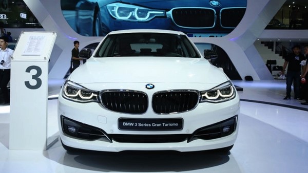 Giá xe BMW 320i tháng 10/2018 Giá xe BMW 320i tháng 10/2018