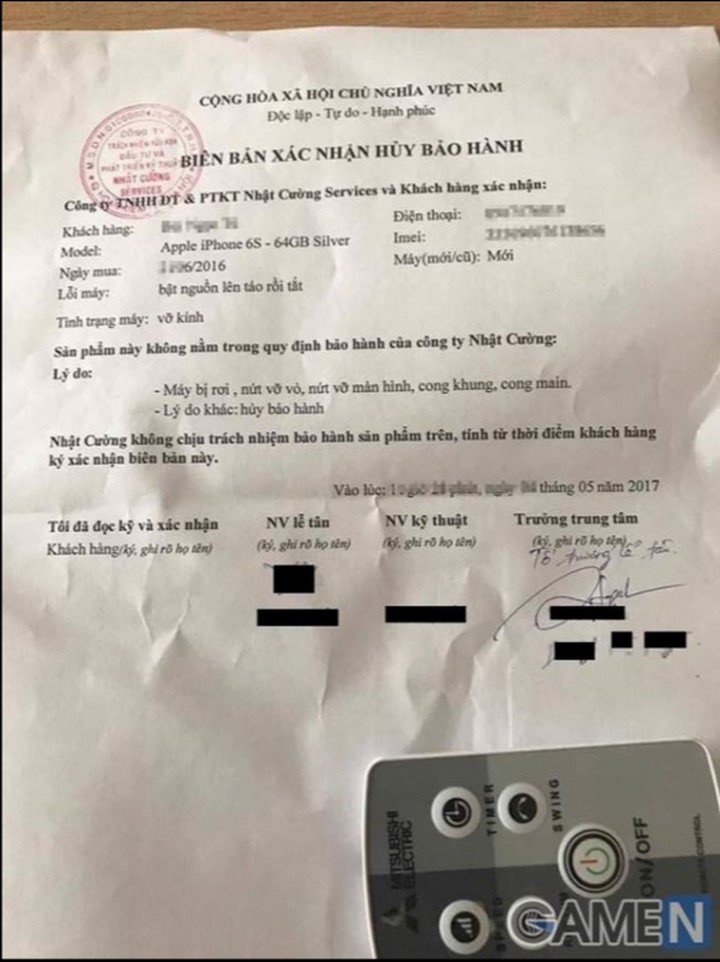 Đại diện phía Trung tâm Nhật Cường đã kí biên bản hoãn bảo hành, nhưng kĩ thuật viên lại trả lời với anh. T. là đxa bảo hành xong.