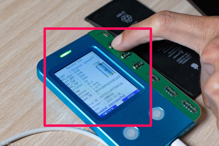 Thông tin pin được báo trên thiết bị sau khi bị ghi đè thông tin mới