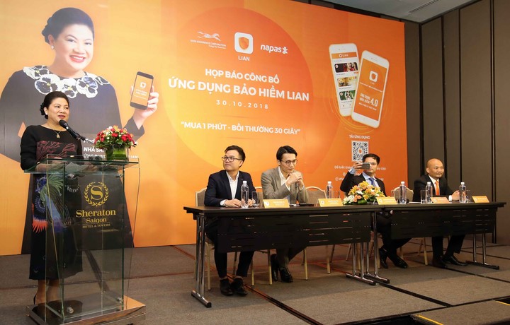Bà Đỗ Thị Kim Liên tái xuất với công nghệ bảo hiểm tự động LIAN đầu tiên tại Việt Nam Bà Đỗ Thị Kim Liên tái xuất với công nghệ bảo hiểm tự động LIAN đầu tiên tại Việt Nam