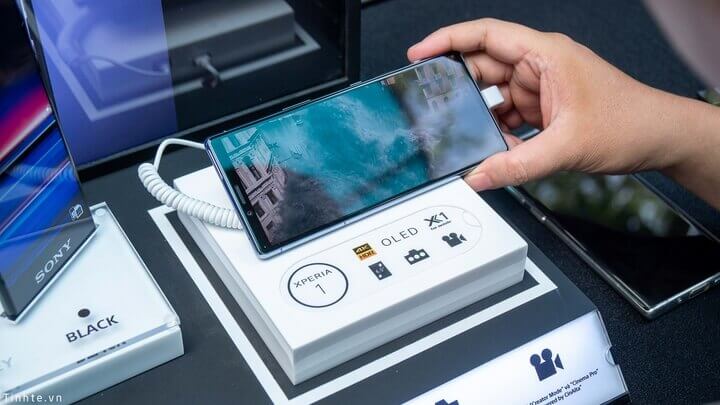 Sony Xperia 1 chính hãng sẽ có 3 màu được phân phối tại Việt Nam Sony Xperia 1 chính hãng sẽ có 3 màu được phân phối tại Việt Nam