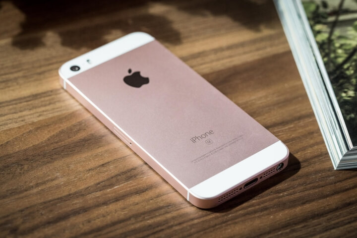 iPhone SE iPhone SE
