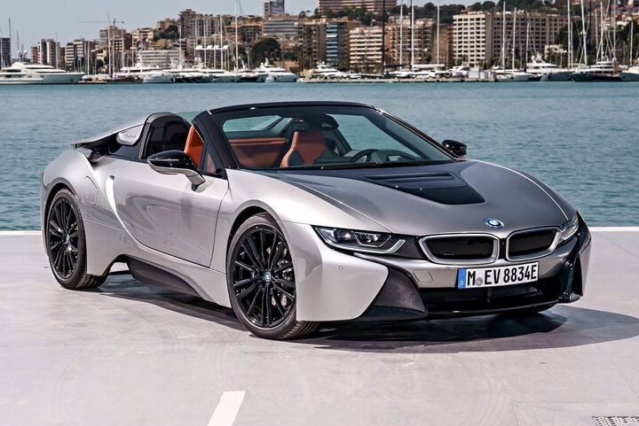 Bmw i8 2022 фото