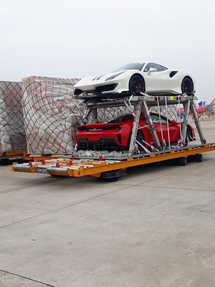 Ferrari 488 Pista phiên bản kế nhiệm của 458 Speciale