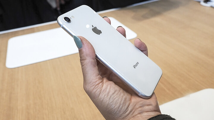iPhone 8 iPhone 8